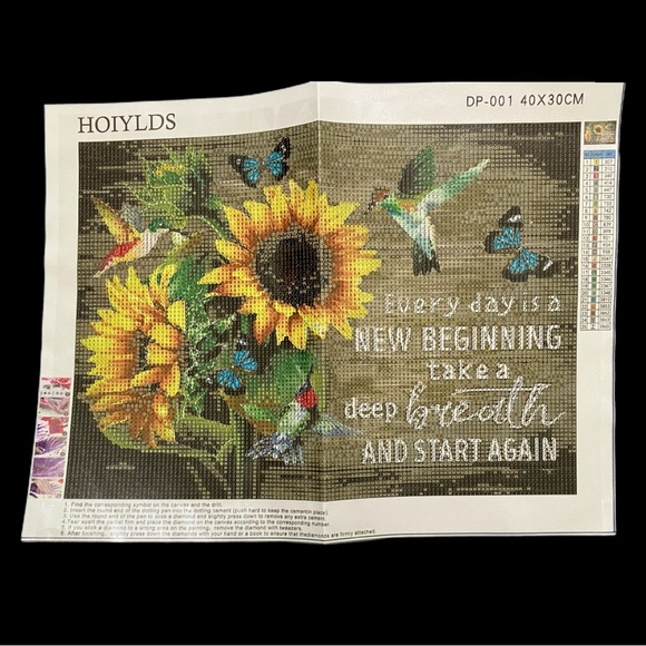 Hoiylds “Diamond” Bead Embroidery Canvas & Beads Kit - Picture 2 of 9